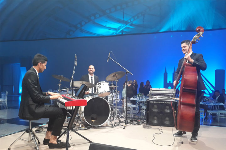 Brasil jazz trio para cerimônia e festa de casamento.